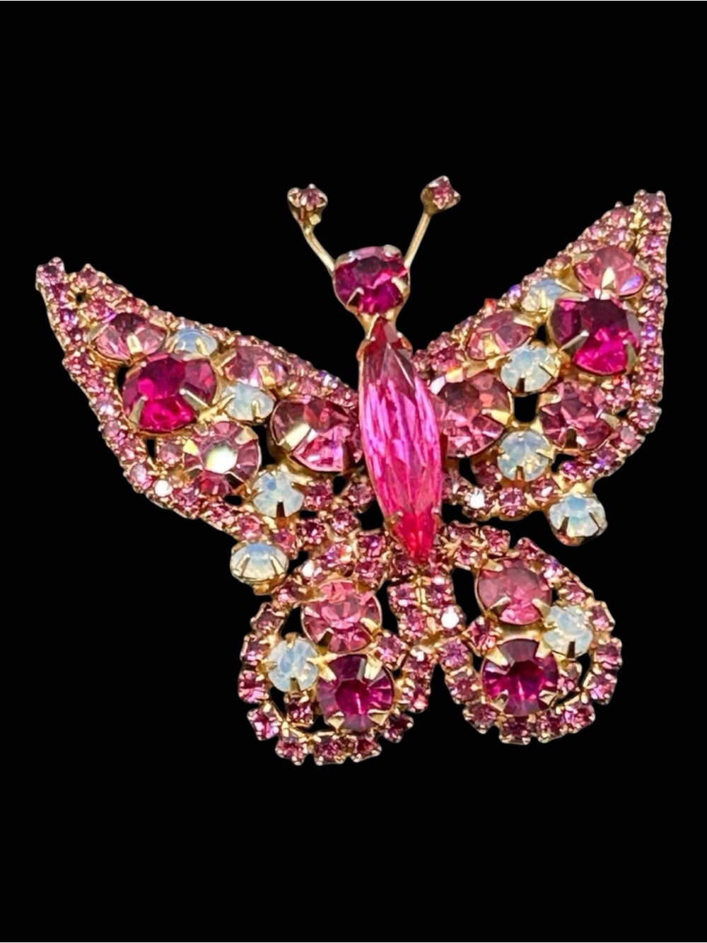 Stunning Vintage Verified Juliana Butterfly Pink with Opalescent Glass